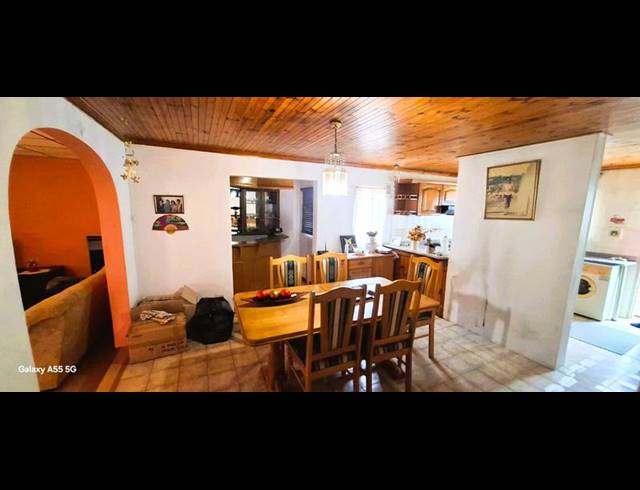 3 BEDROOM HOUSE FOR SALE IN FOREST HAVEN